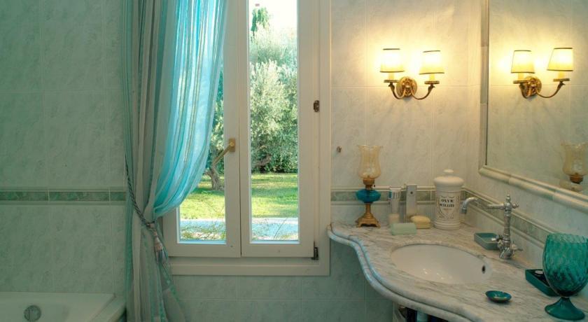 Dh Epavlis Villa Rio Bilik gambar